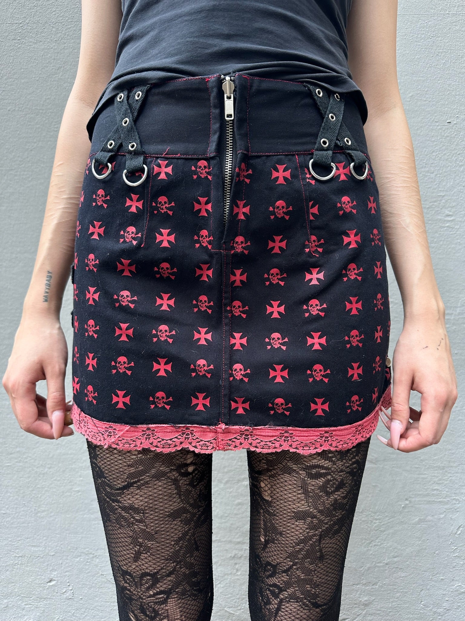 Vintage Dead Threads Black Red Skirt XS