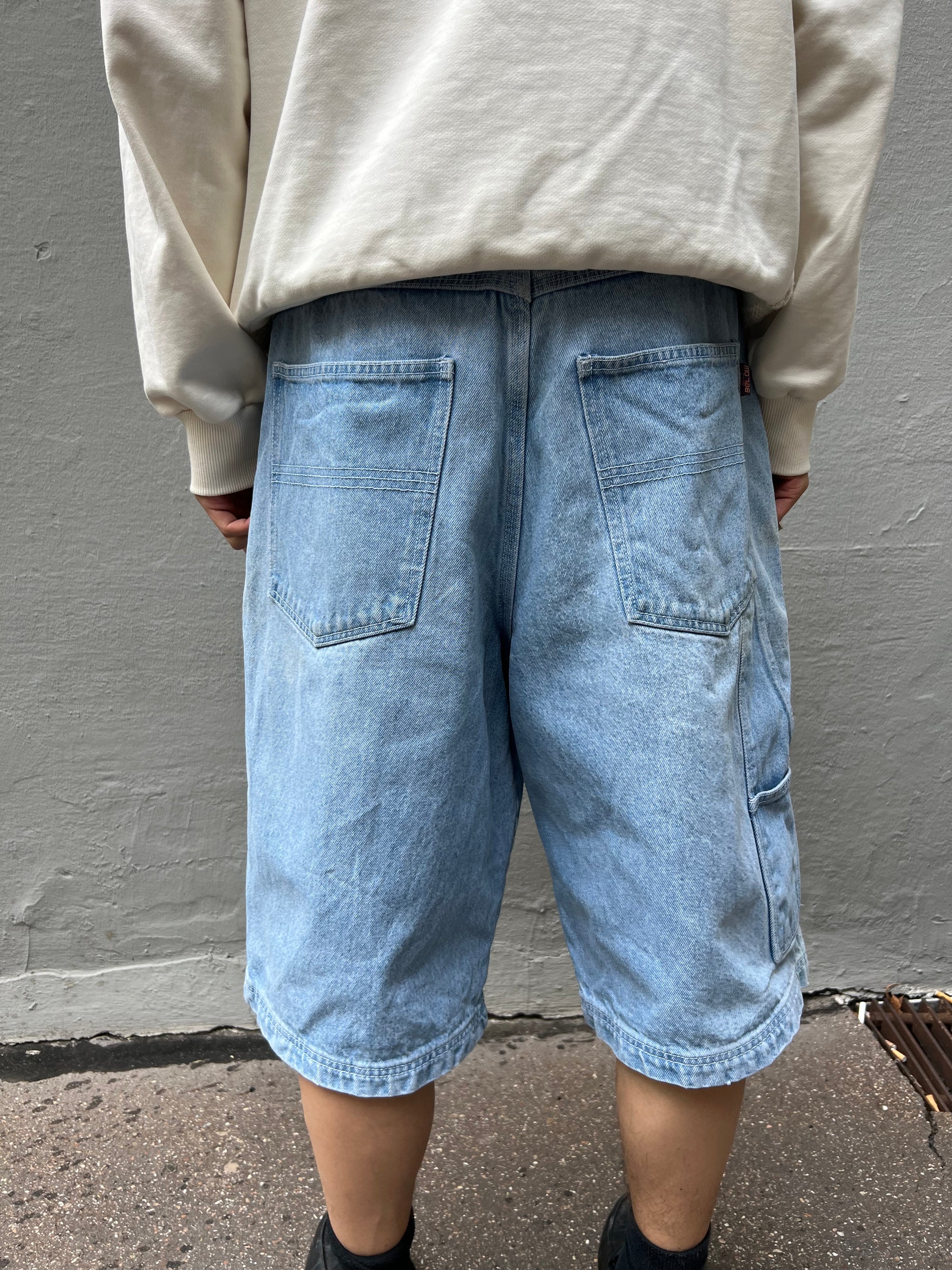 Vintage Baggy Denim Jorts L/XL