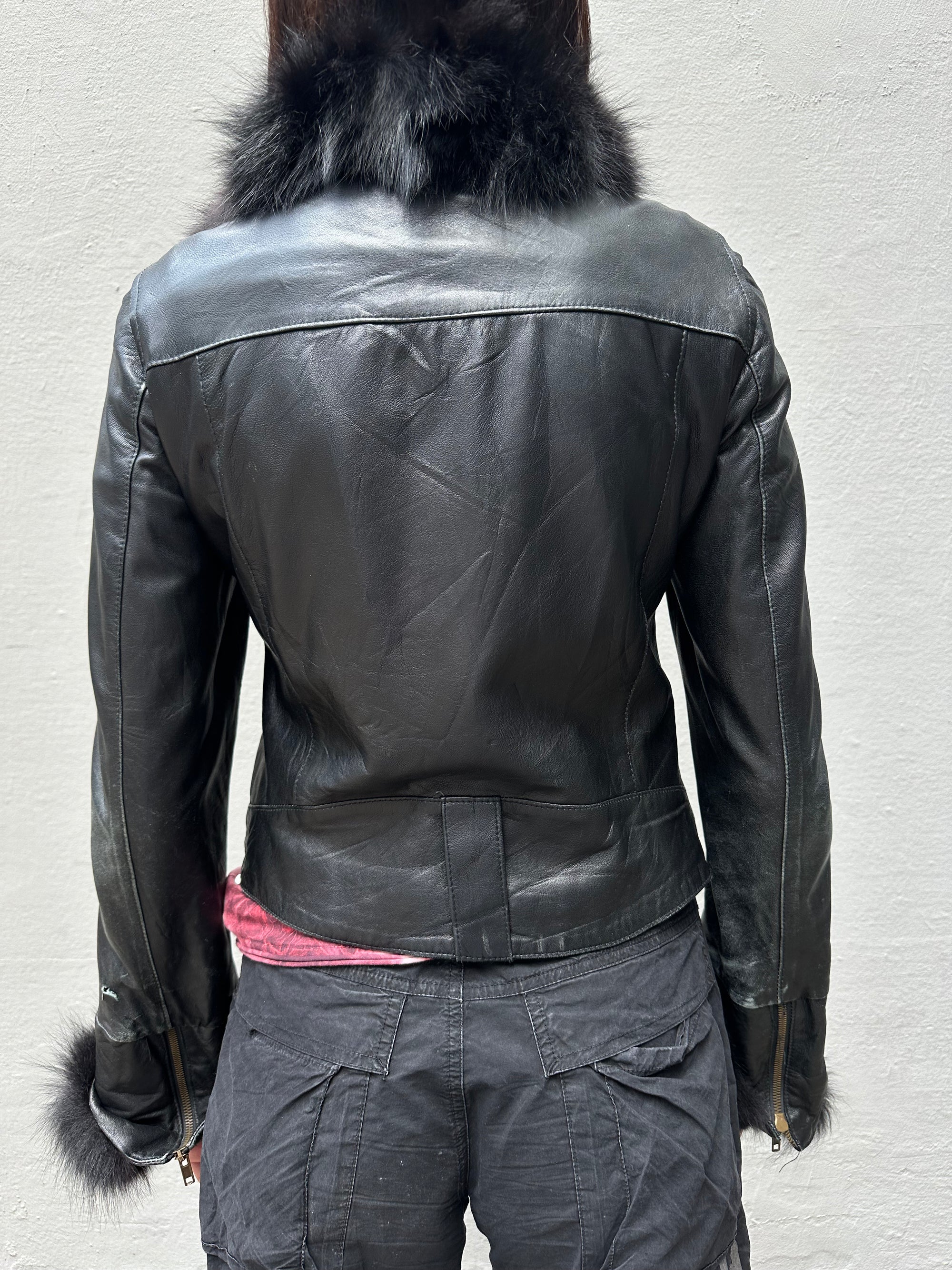 Vintage Black Leather Jacket with Faux Fur S