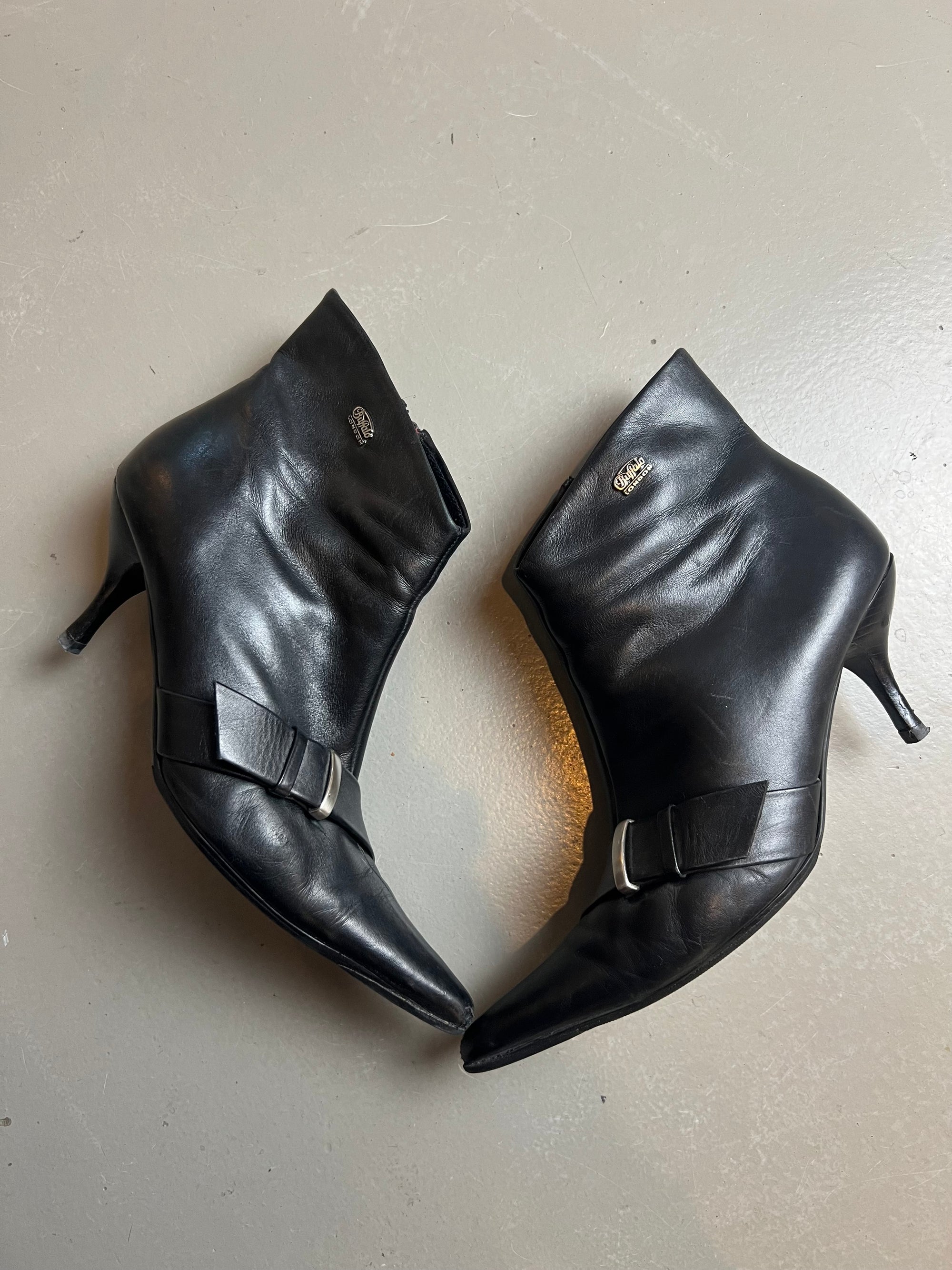 Vintage Buffalo Kitten Heel Boots 39