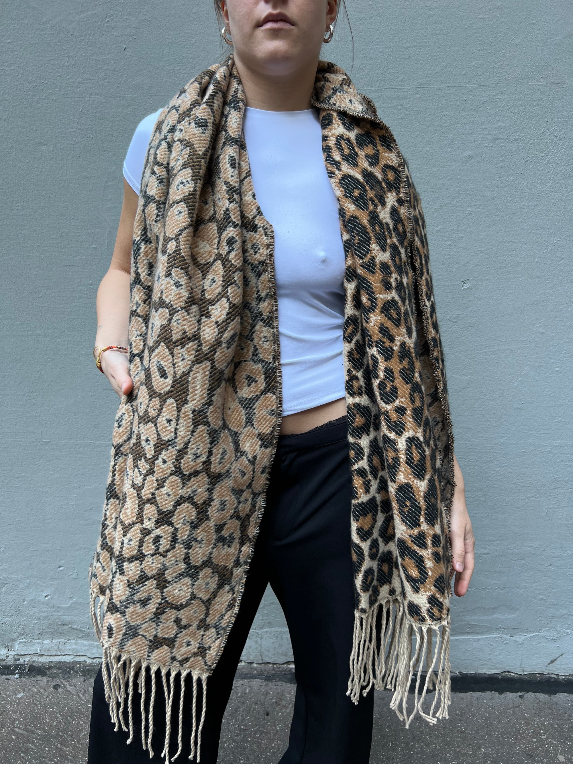 Vintage XXL Leoprint Knit Scarf