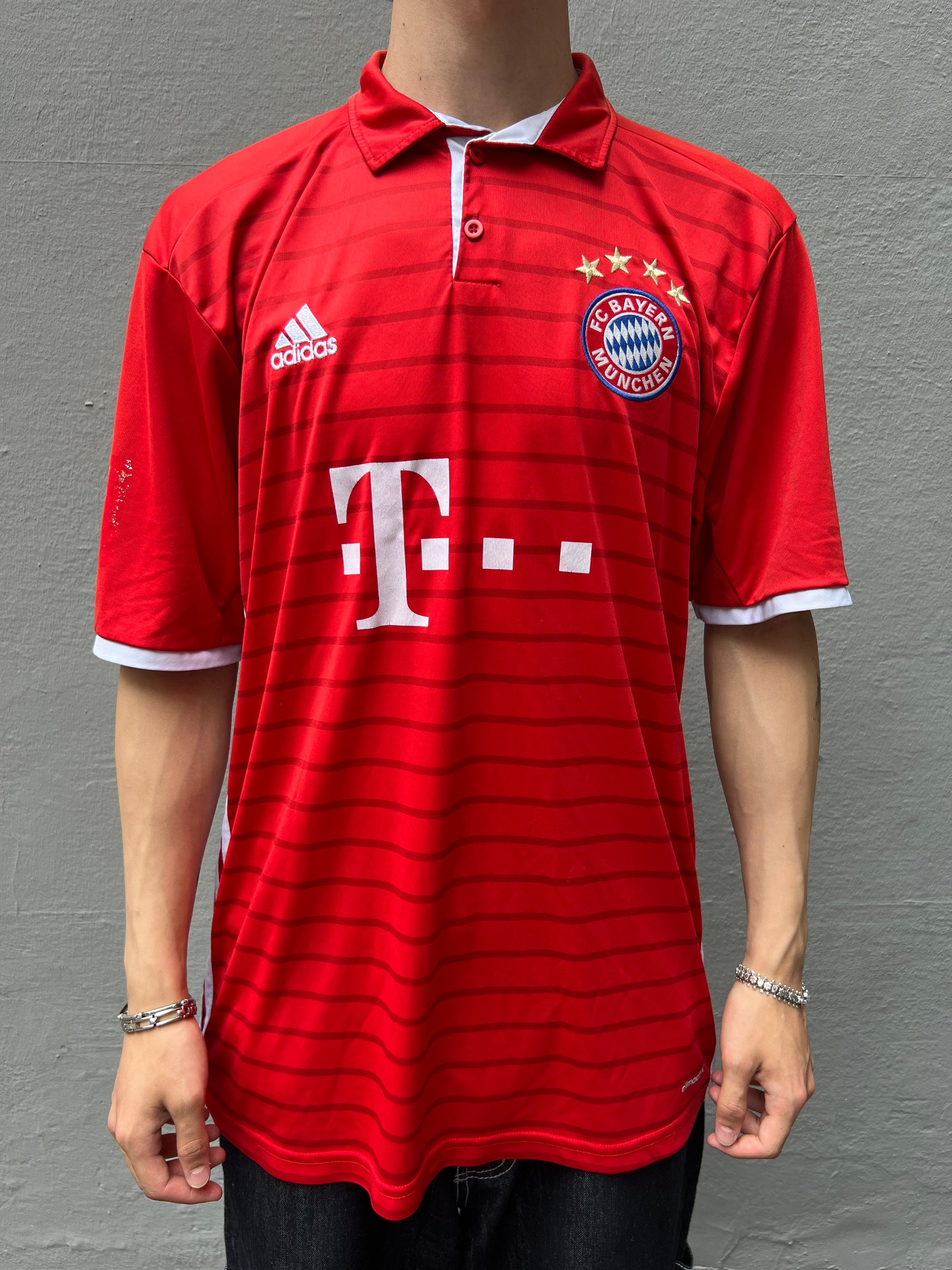 Vintage Red Adidas Bayern München Jersey XL/XXL