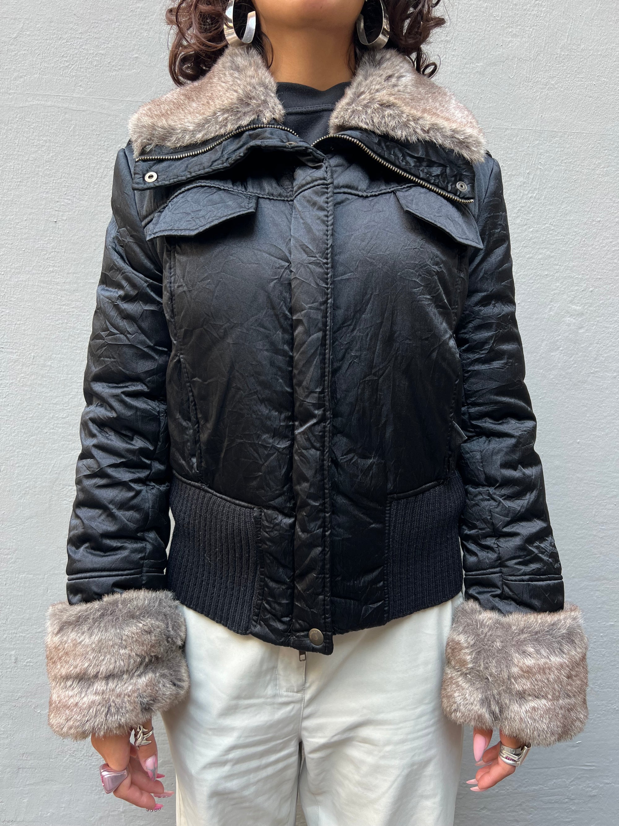 Vintage Black Puffer with Fur Jacket M