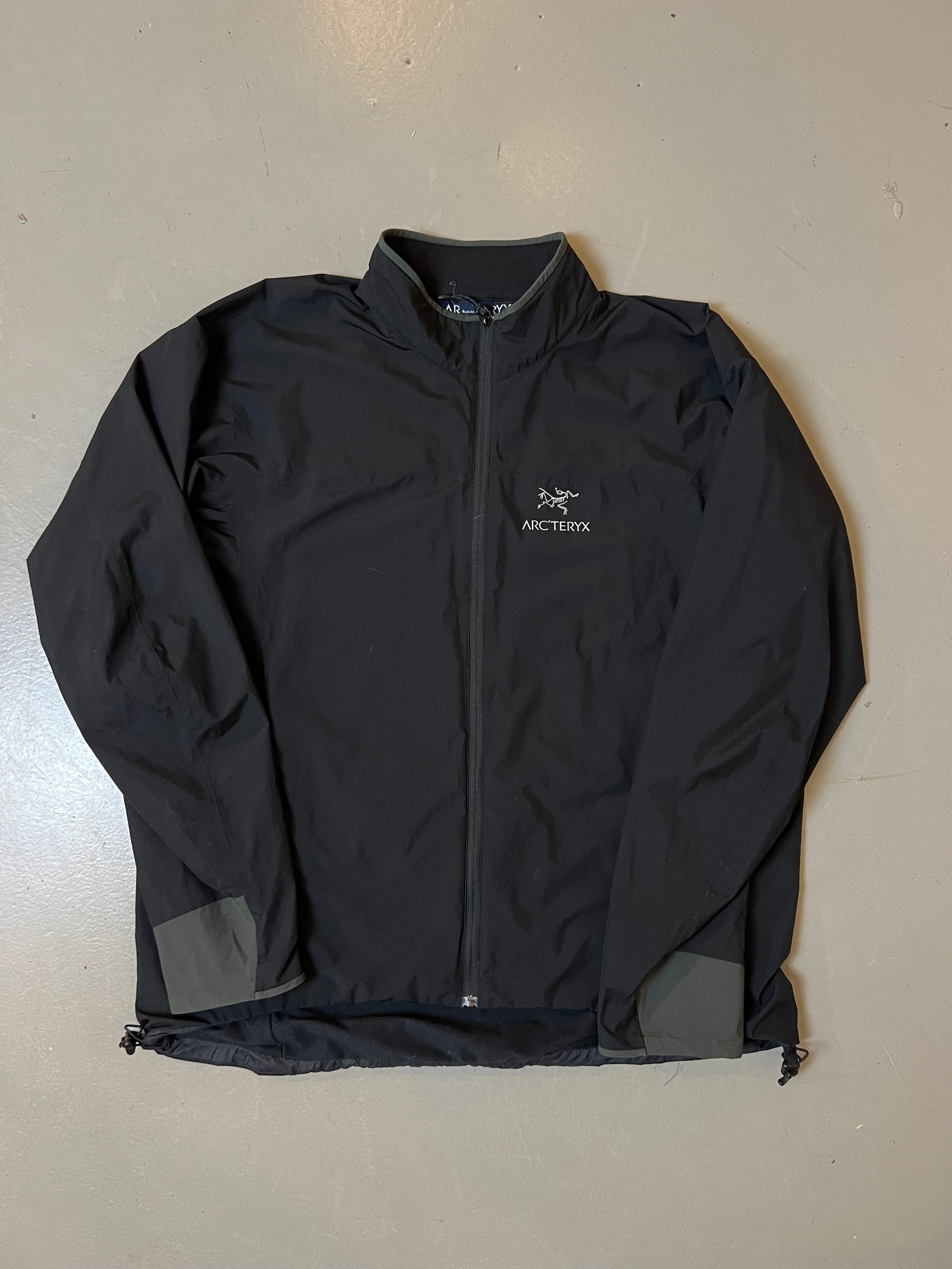 Vintage Black Arcteryx Windbreaker L/XL