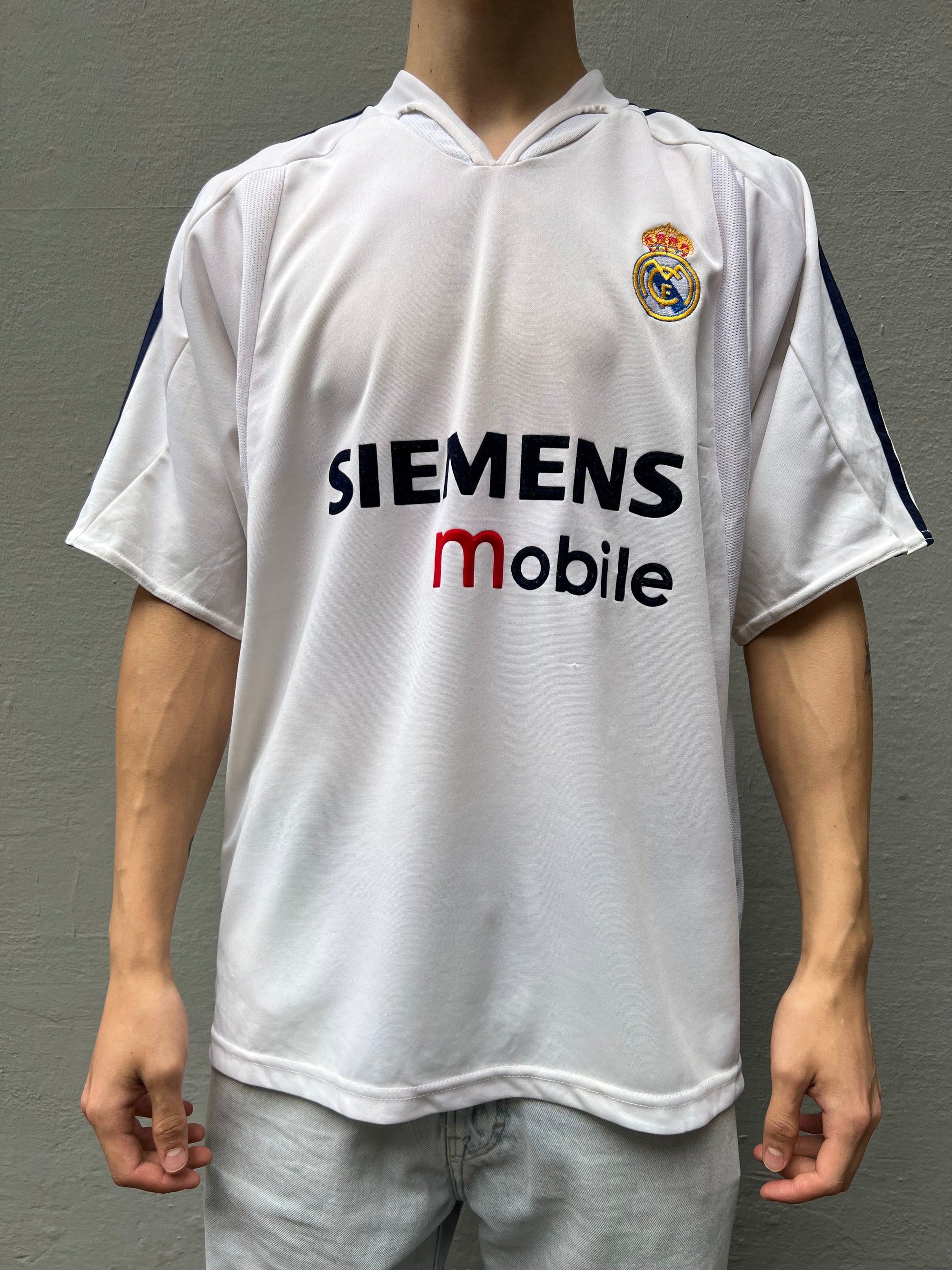 Vintage Real Madrid Ronaldo Jersey XL