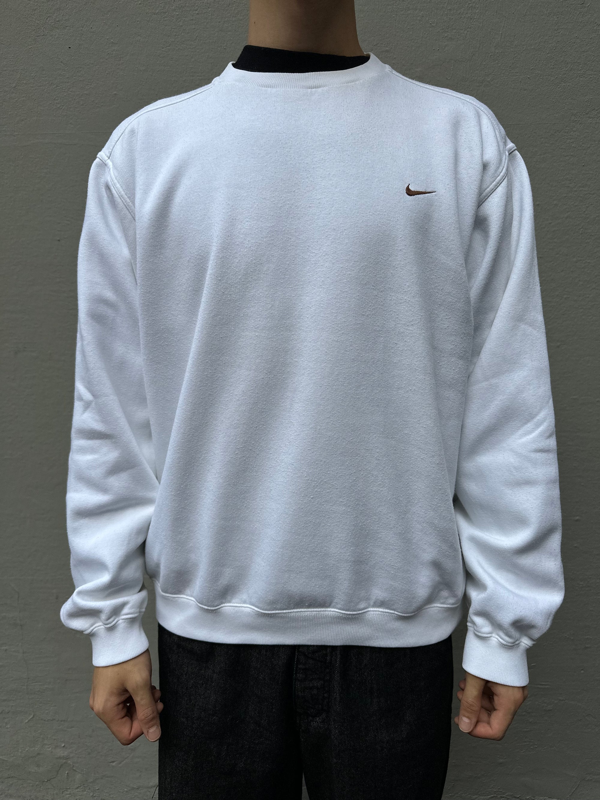 Vintage White Nike Sweater M/L