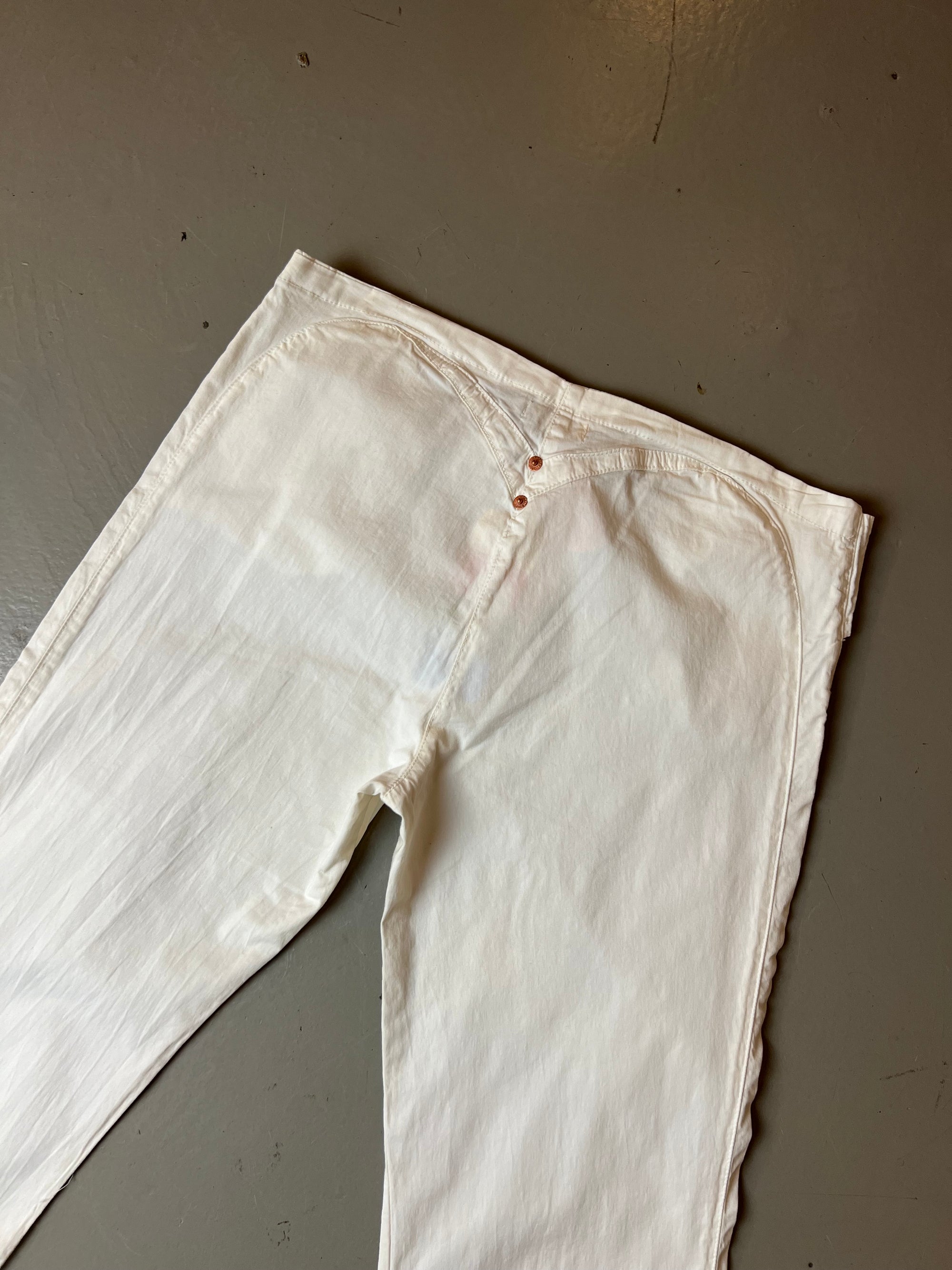 Produktbild vintage pit stop white summer pants details hinten