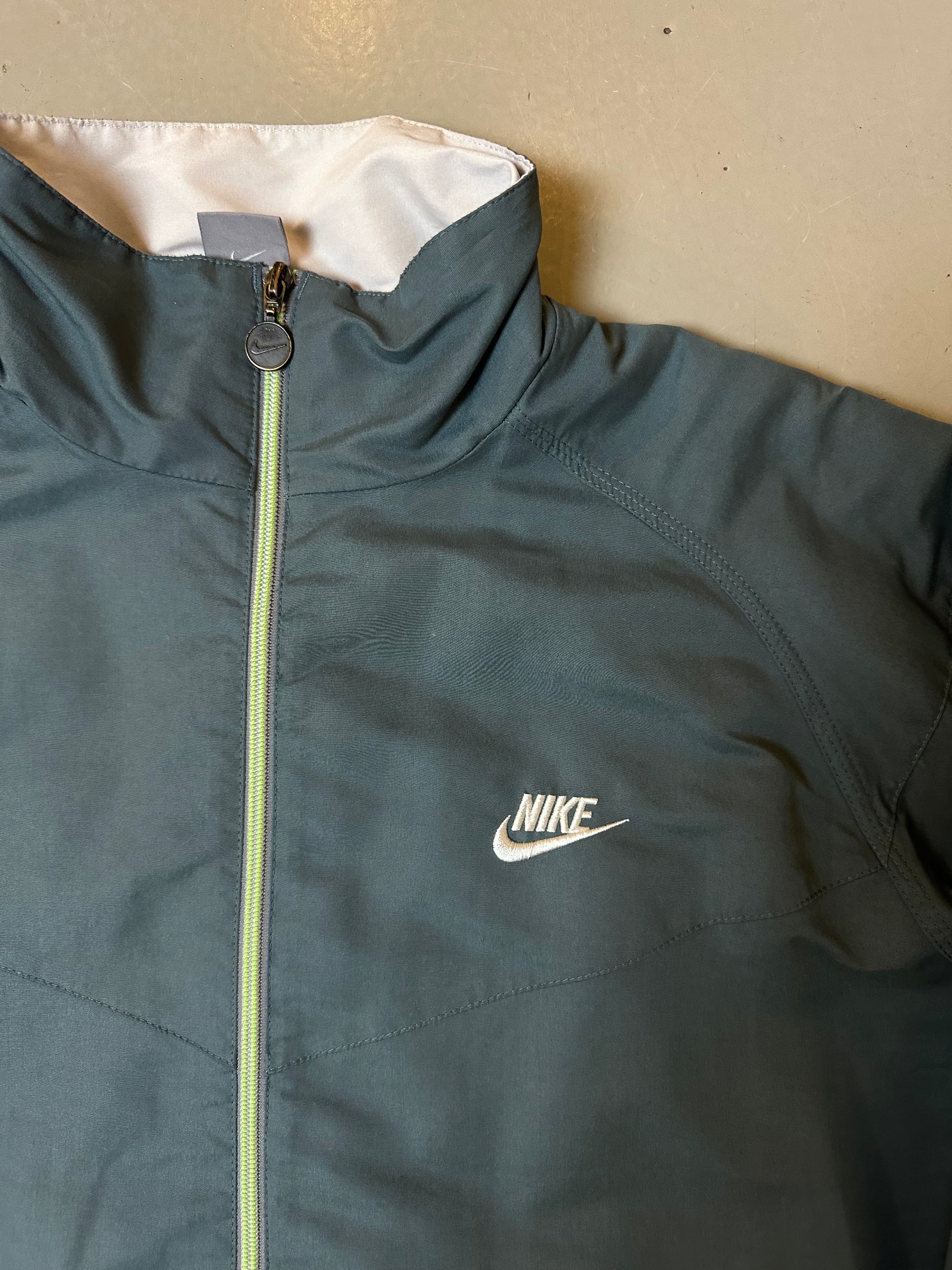 Vintage Green Nike Jacket M/L