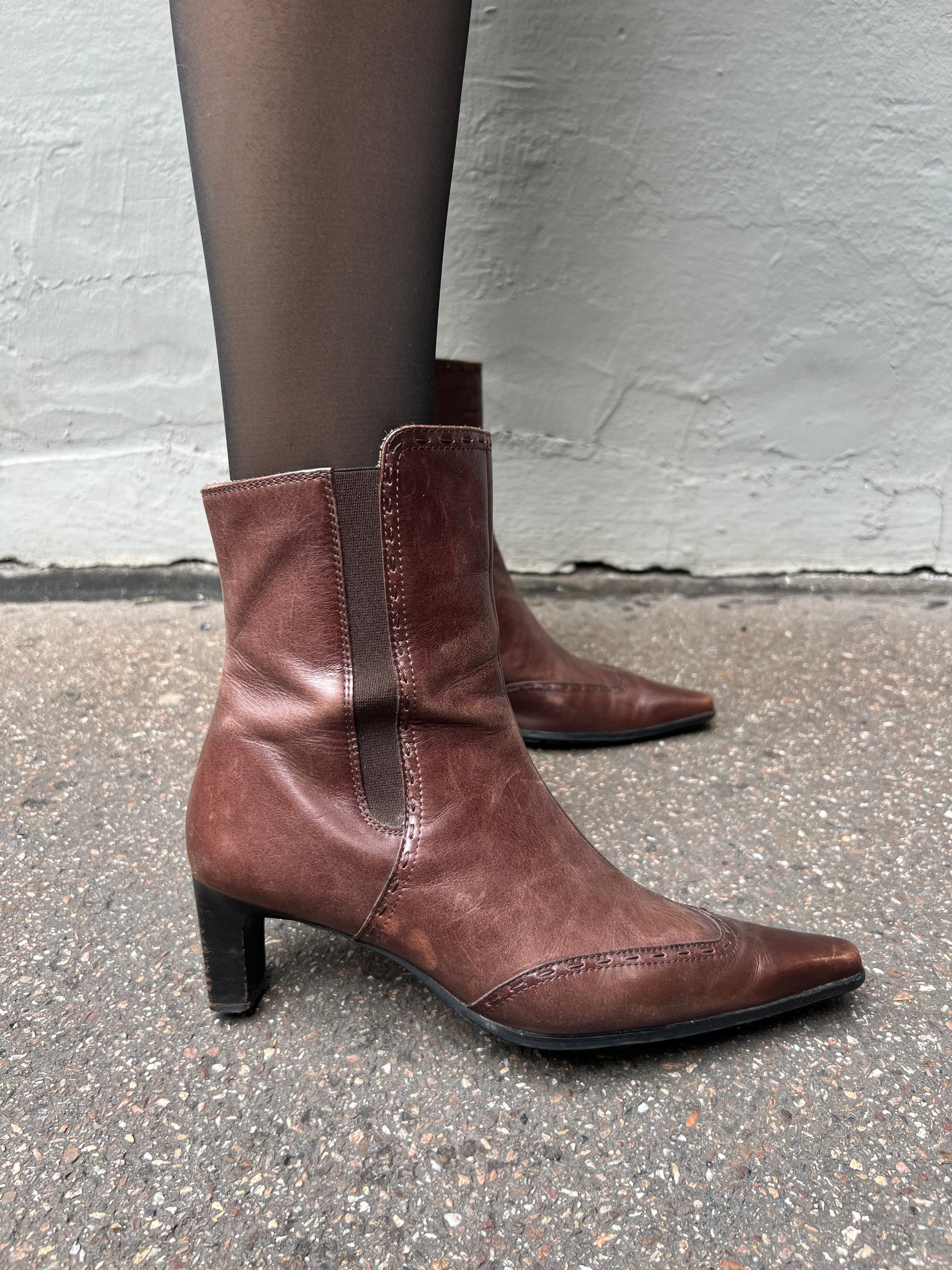 Vintage Brown Real Leather Heels 36