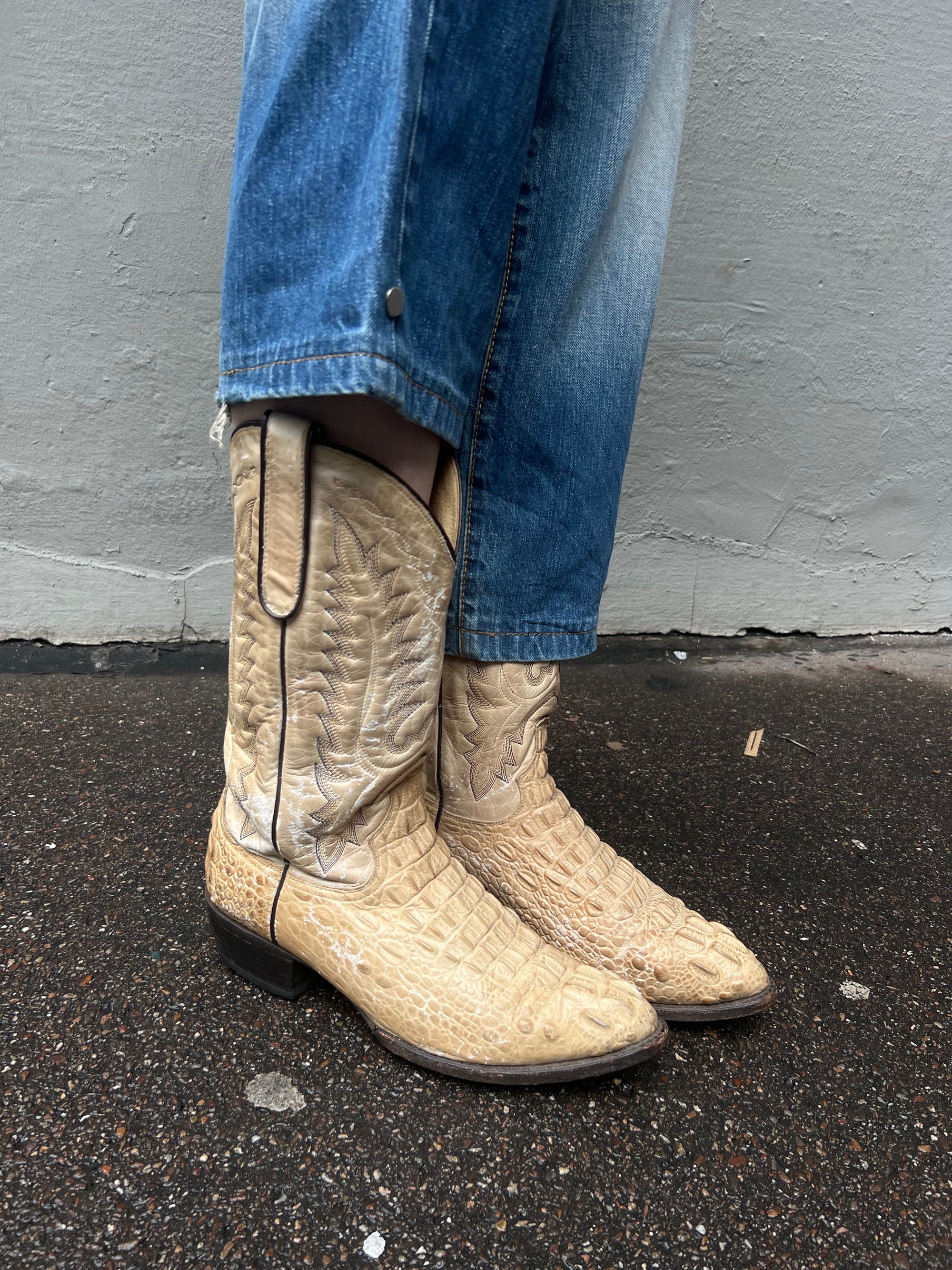 Vintage Brown Cowboy Boots 43