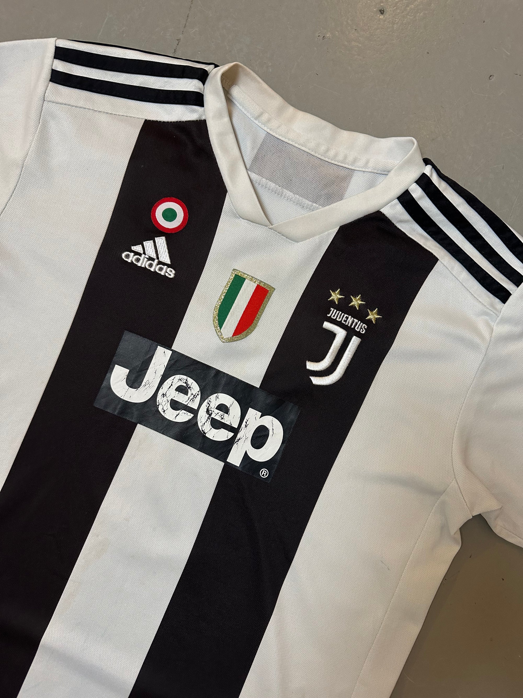 Vintage Adidas Juventus Jersey S/M