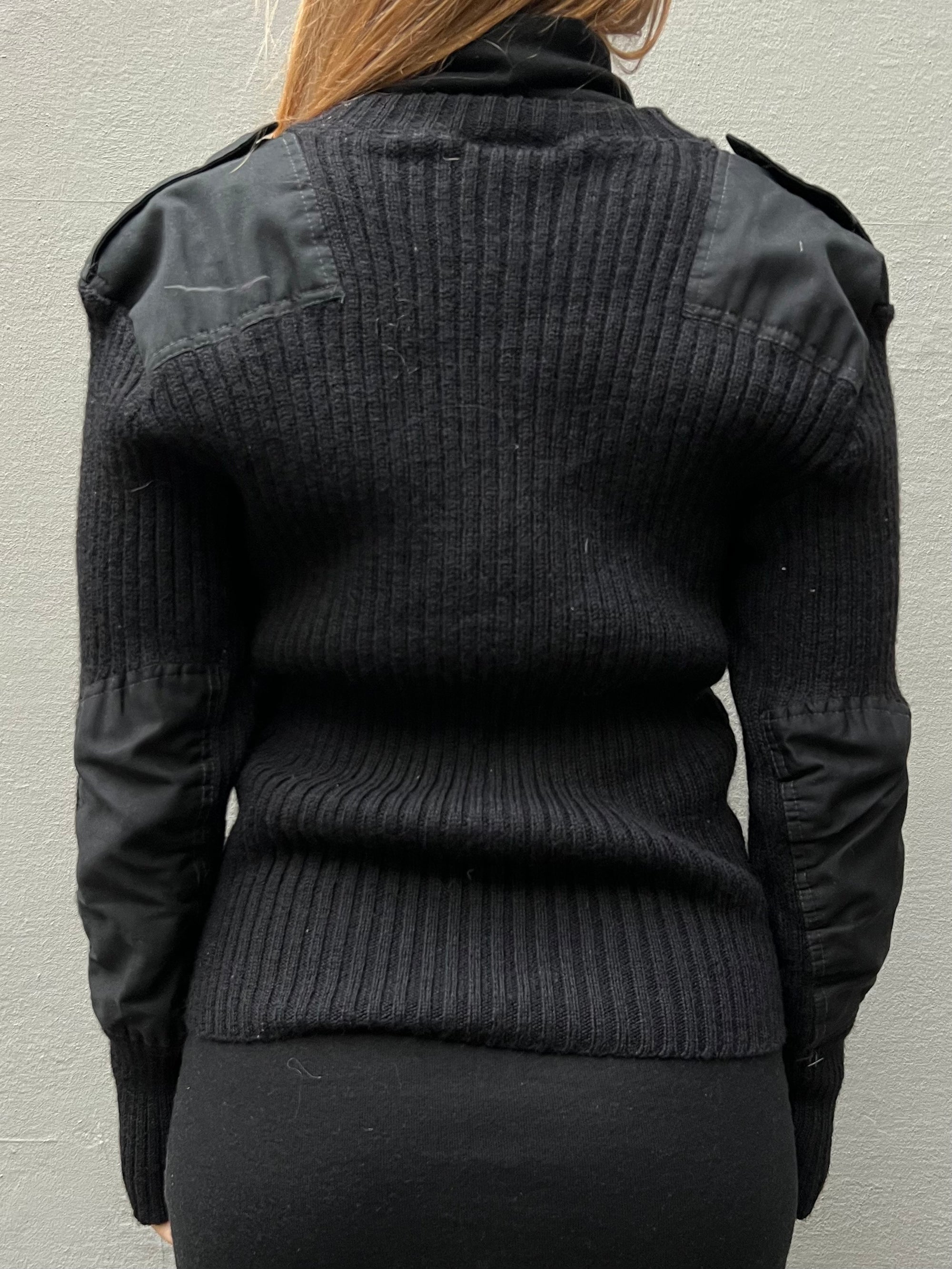 Vintage Black V-Neck Army Knit Sweater S/M