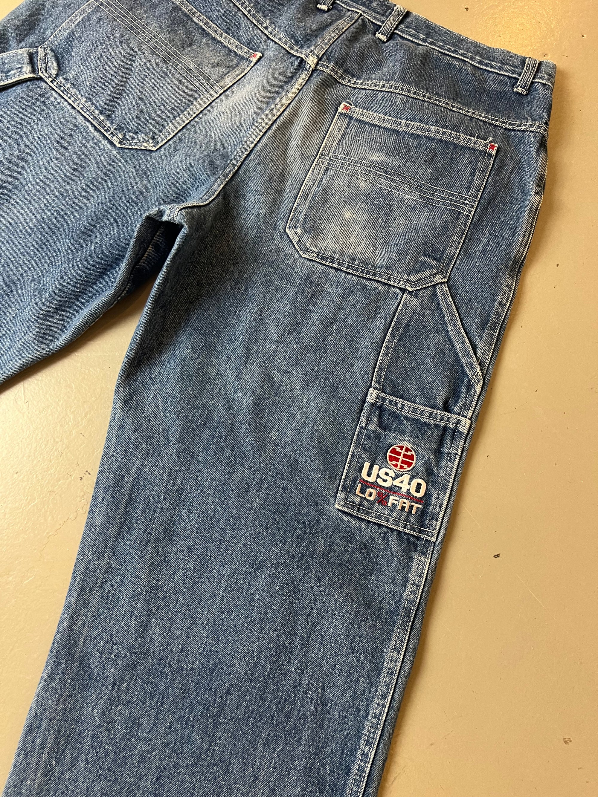 Produktbild Vintage US40 Baggy Jeans Details von hinten 