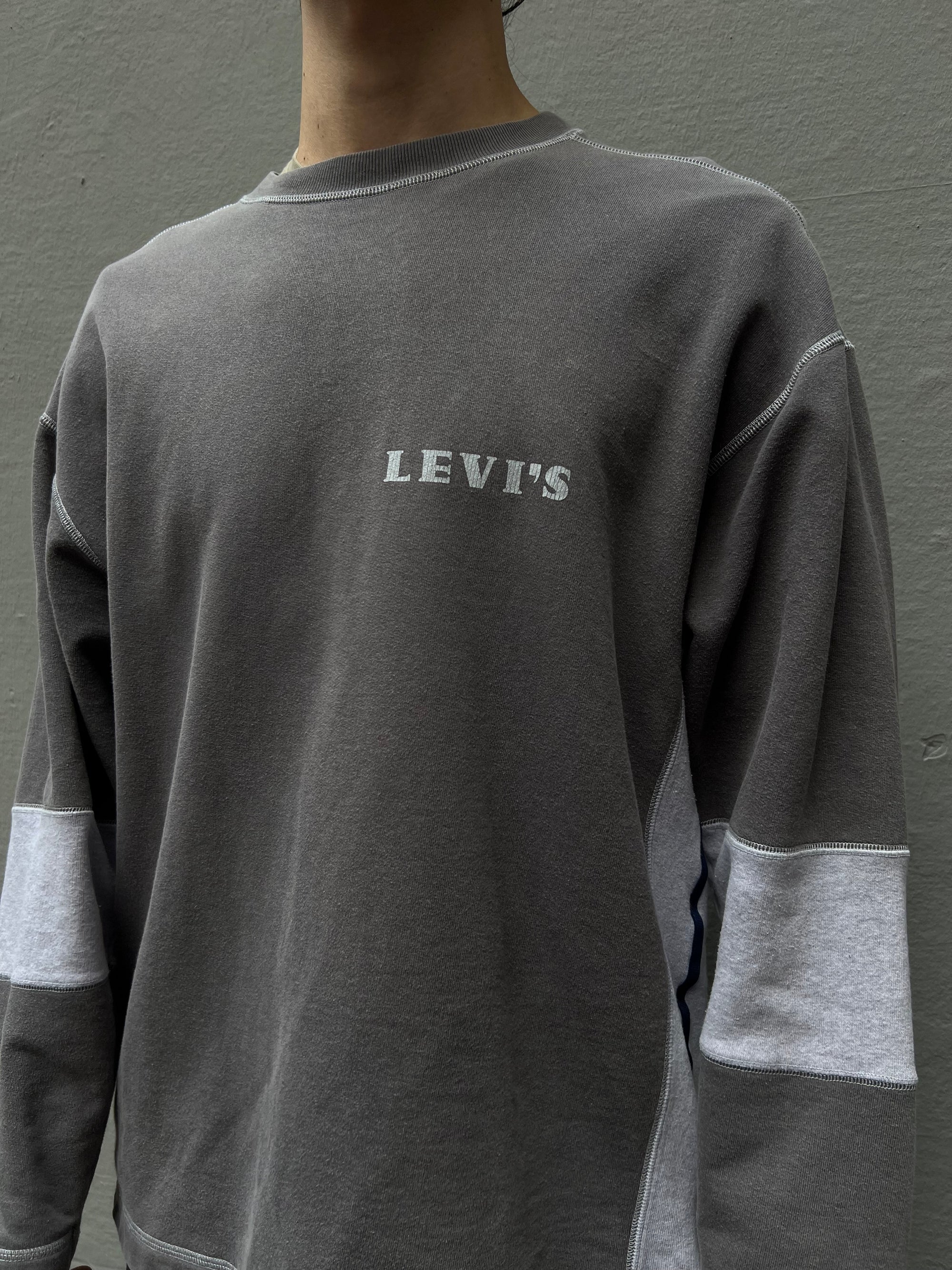 Vintage Levis Sweater L/XL