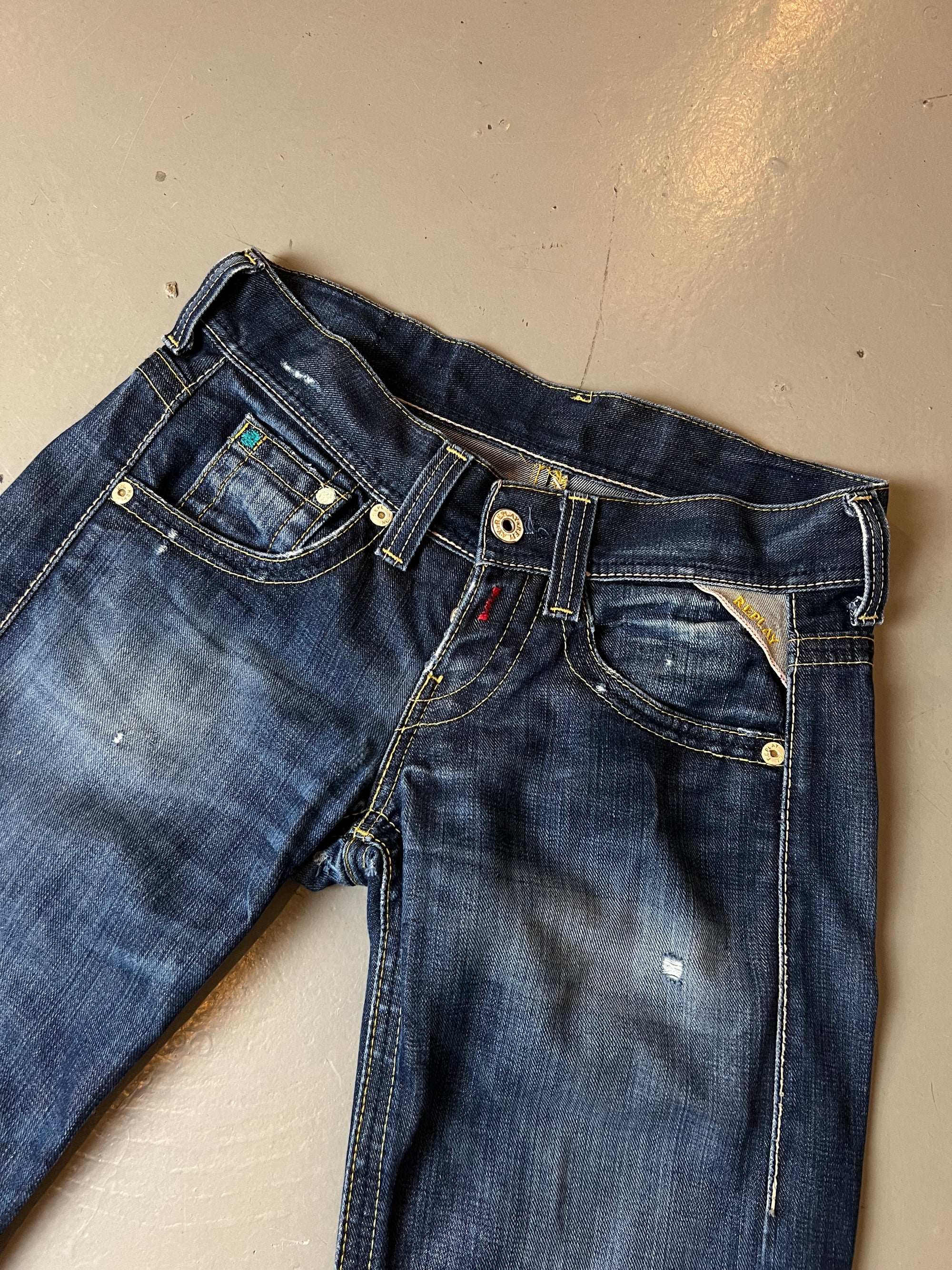 Produktbild Vintage Replay low waist denim Details vorne 