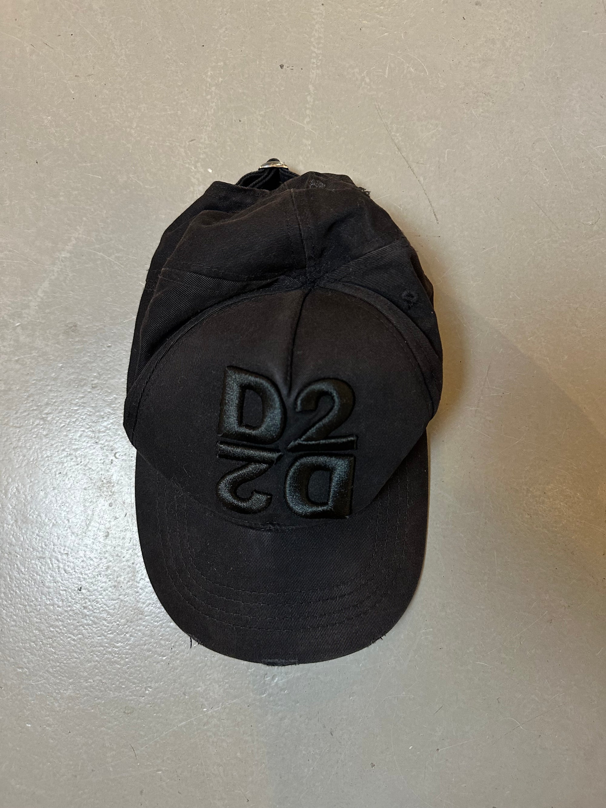 Vintage Black Dsquared Cap