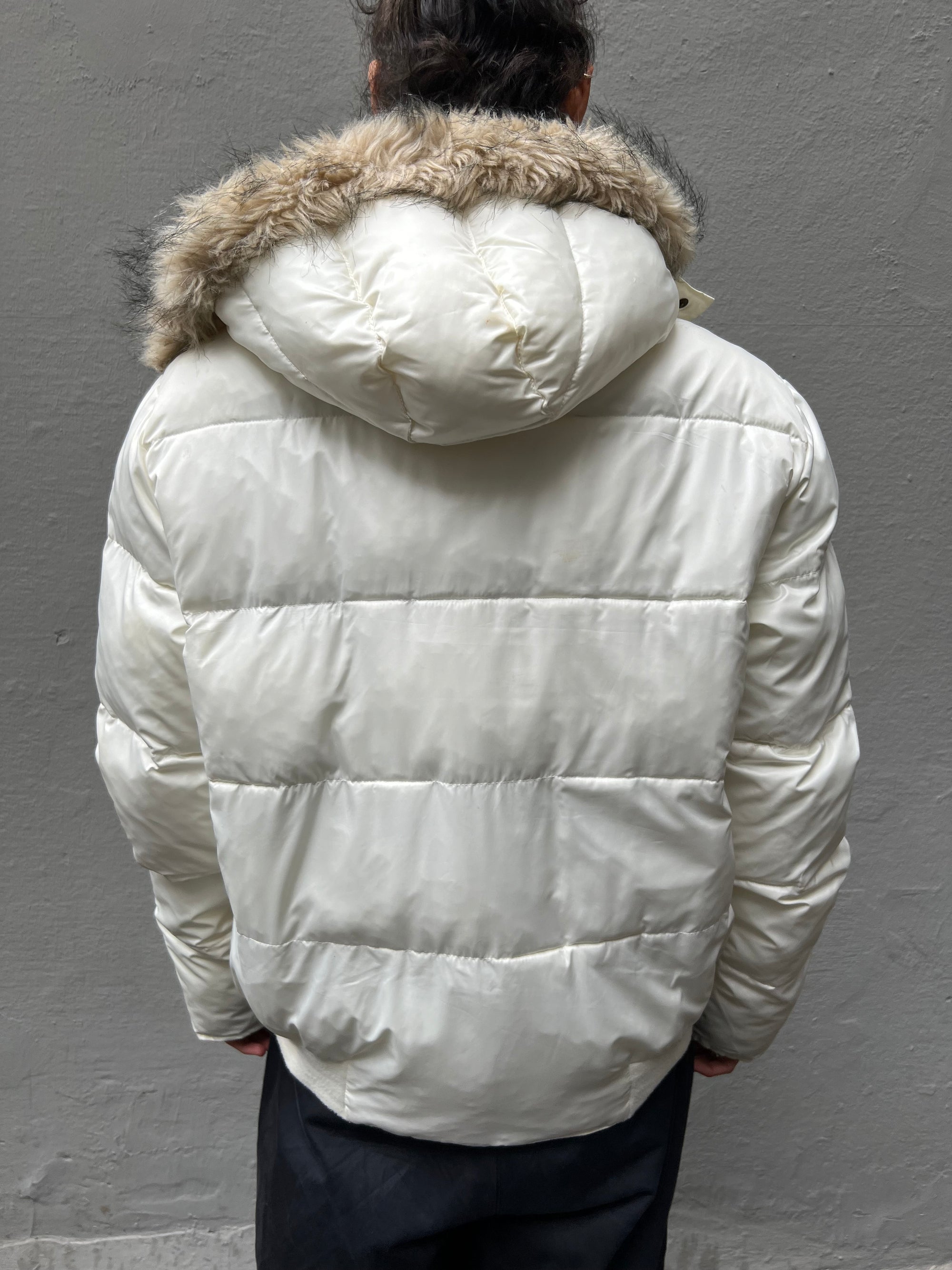 Vintage Lee White Puffer Jacket with Fur Details L/XL