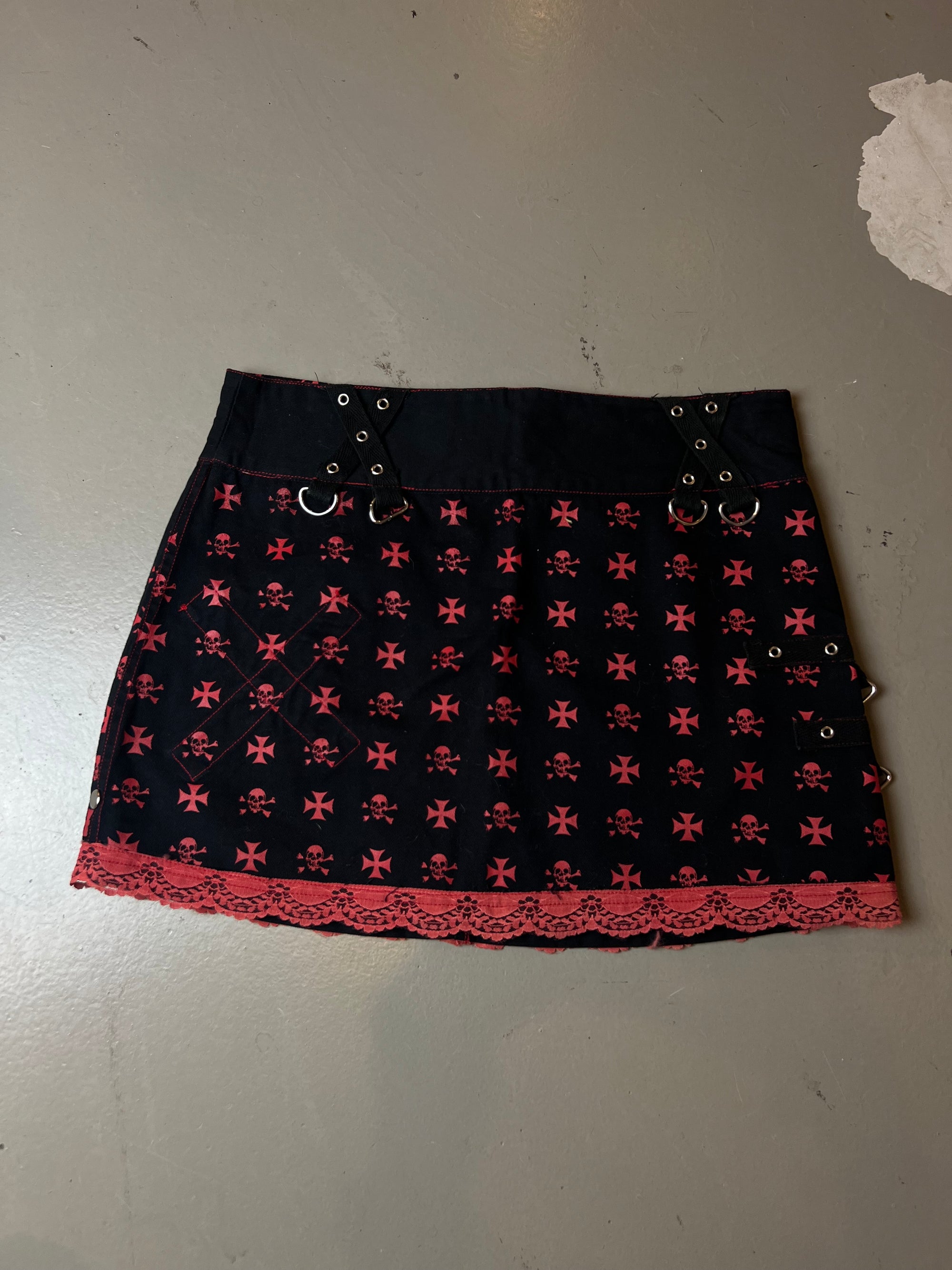 Vintage Dead Threads Black Red Skirt XS